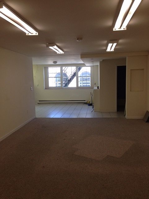 2nd image of 509 32nd St #2