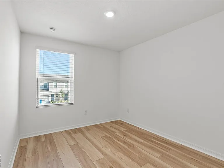 2415 Paravane Way — Photo 18