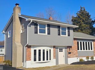 213 Powder Mill Rd, Beverly, NJ 08010