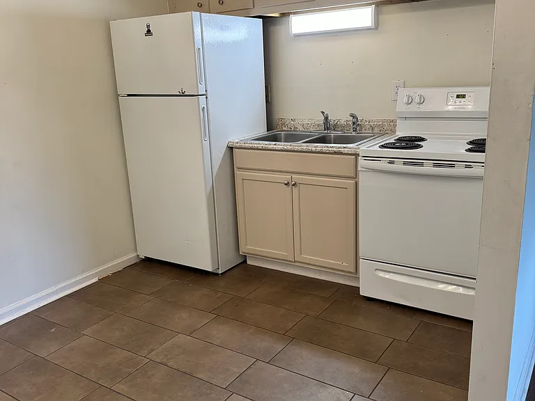101 N Hill N Dale St #15 — Photo 2