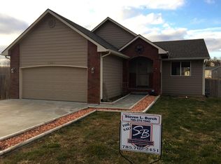 1502 Rivendell, Junction City, KS 66441