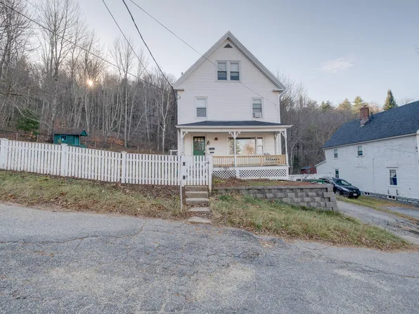 10 Walnut Street, Rumford, ME 04276