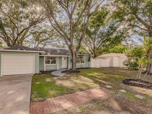 106 E Virginia Ln, Clearwater, FL 33759