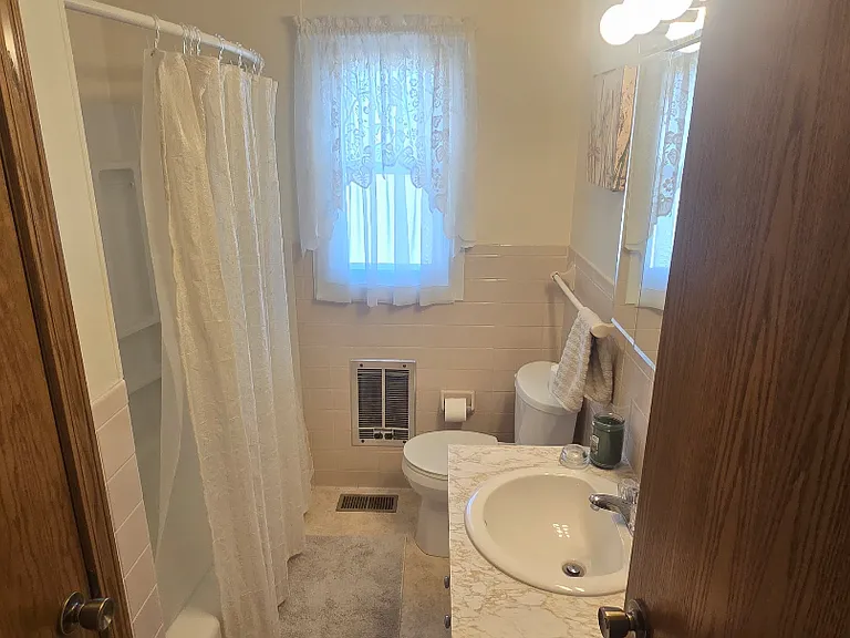 608 S Main St #2 — Photo 5