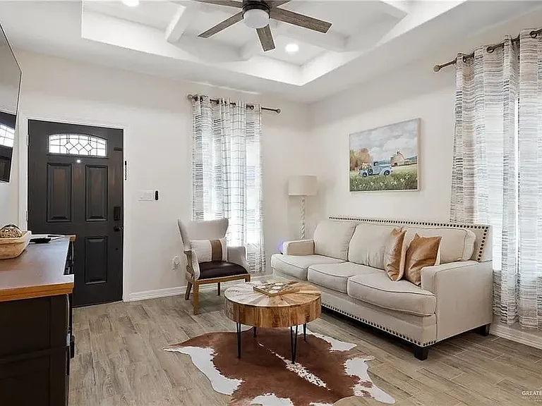 5904 Sandpiper Ave #2 — Photo 2