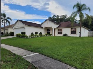 4233 Amber Ridge Ln, Valrico, FL 33594