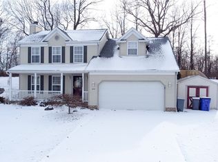 4070 Bayberry Knoll Ln, Ravenna, OH