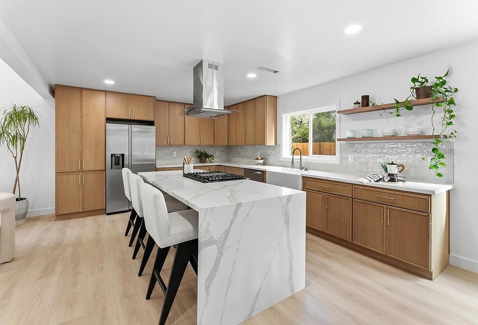 1st image of 9054 Togan Ave