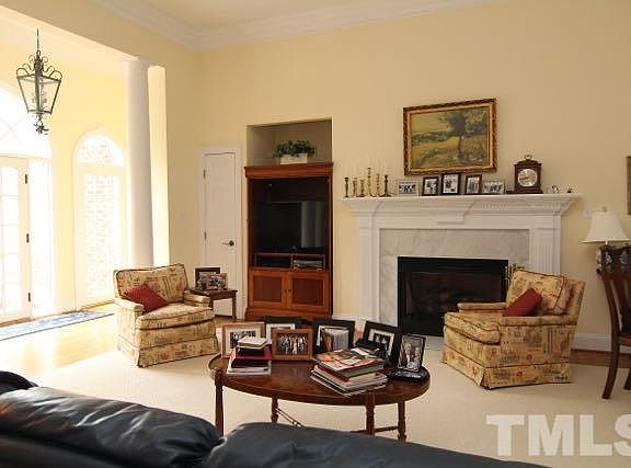 3rd image of 1116 N Lakeside Dr