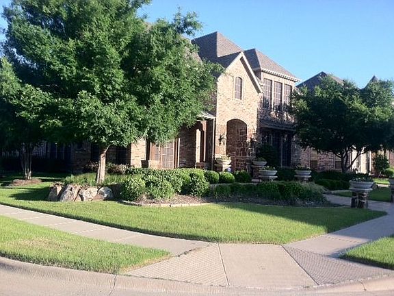 2nd image of 2703 Waterfront Dr