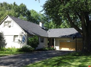 248 S Wulff St, Cary, IL 60013