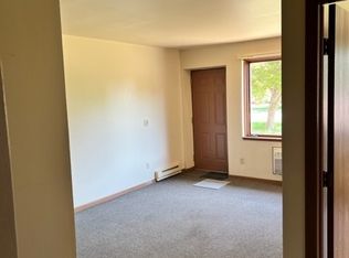 503 7th St #5, Baraboo, WI 53913