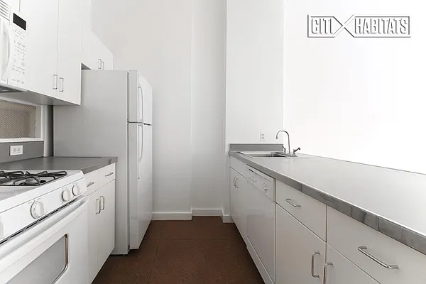 Rented by Citi Habitats | media 12