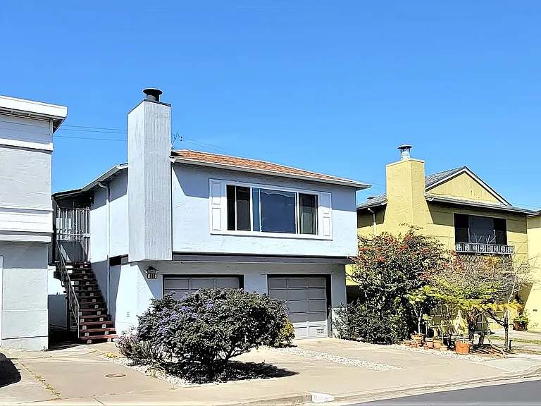 606 S Hill Blvd — Photo 2