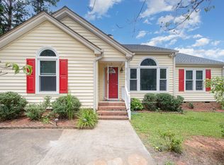 220 Needle Park Dr, Cary, NC 27513