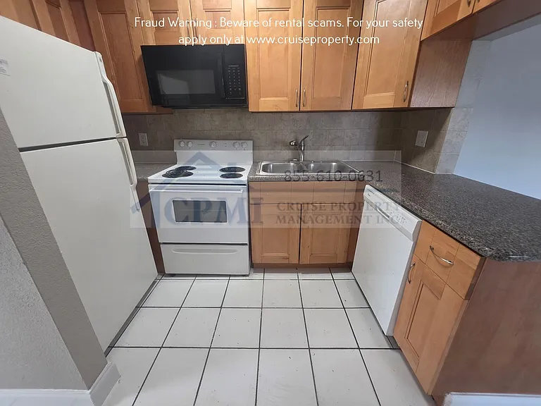 Waterford Villas - 551 Kathy Ct Margate, FL 33068 — Photo 18