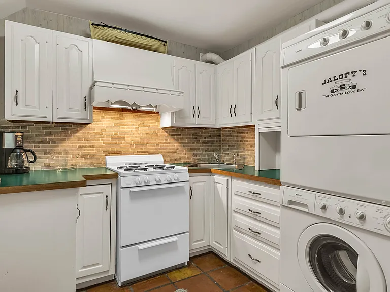 512 Main Ave #2 — Photo 9