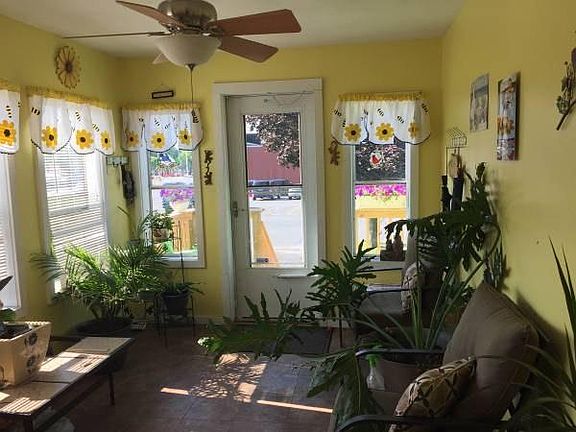 Sun porch