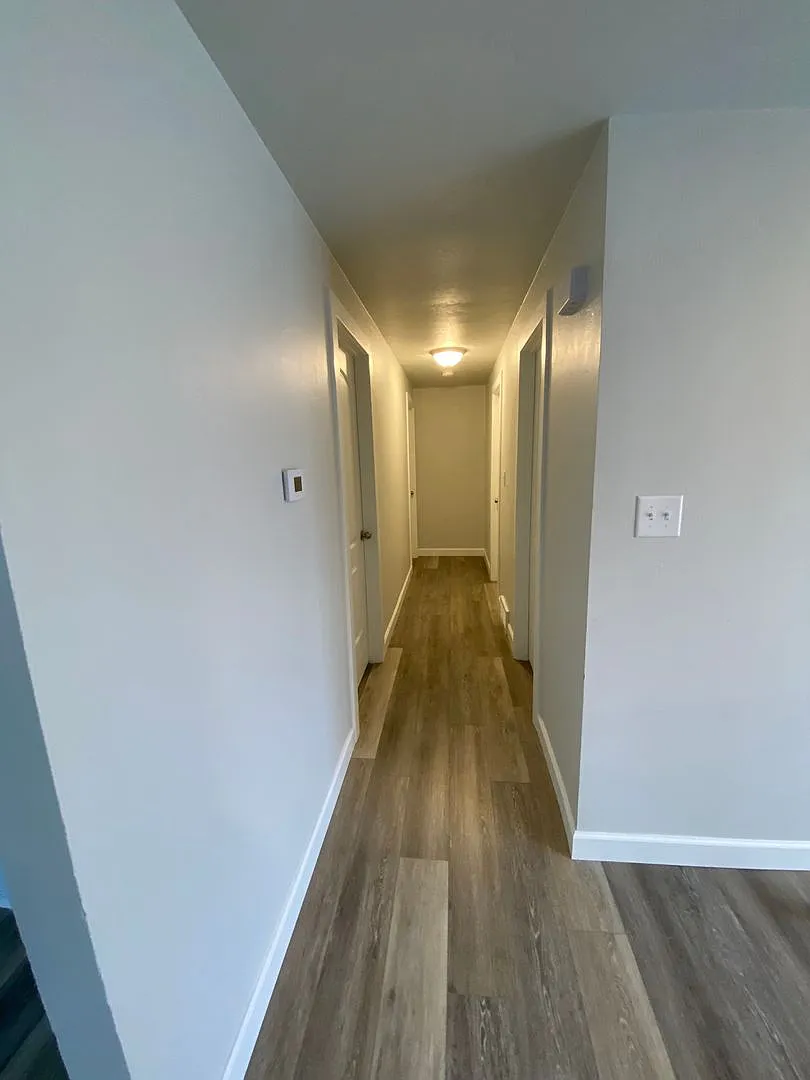 3 Bed 1 Bath Duplex — Photo 4