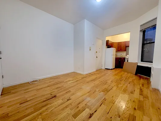 Rented by Douglas Elliman | media 6