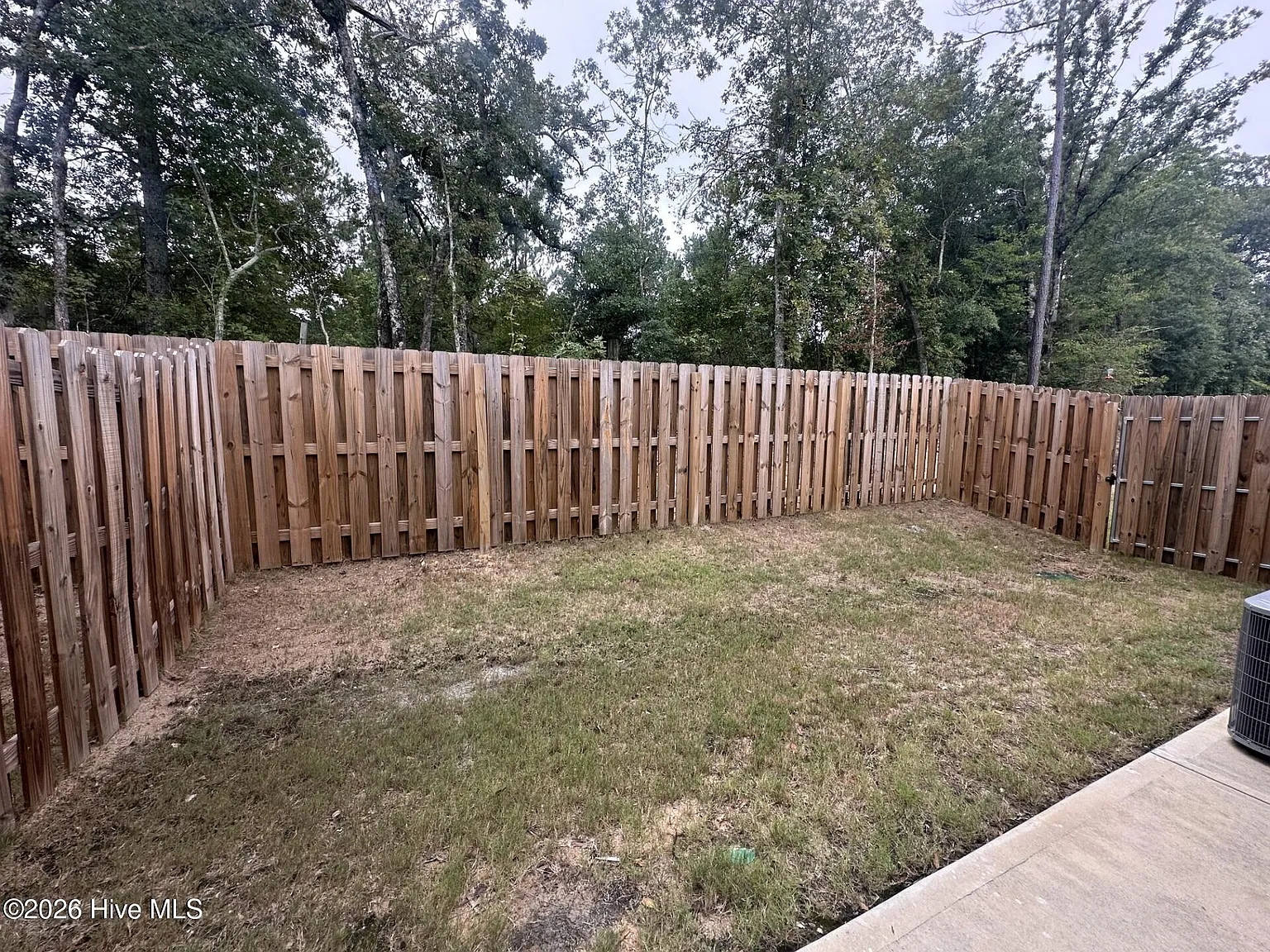 3 bed, 3.0 bath, 1341 sqft, $1,795 — Photo 3