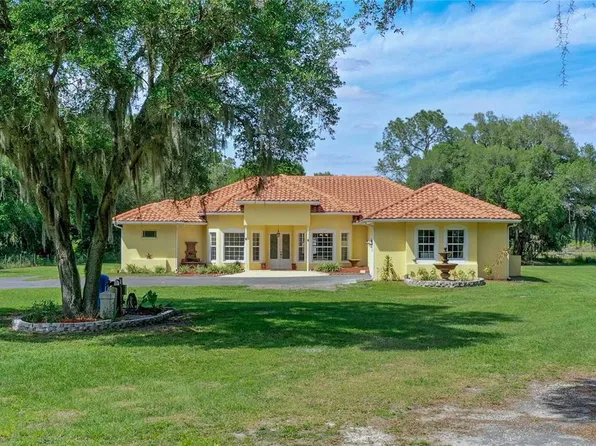 8508 County Road 728, Center Hill, FL 33514