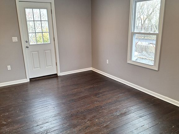 2nd image of 54 Wilton Ave #2