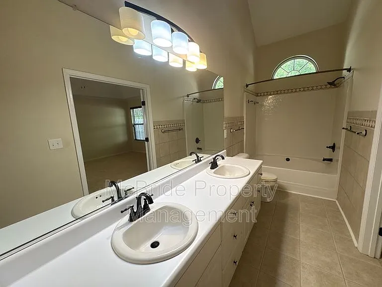 429 Snead Way — Photo 9