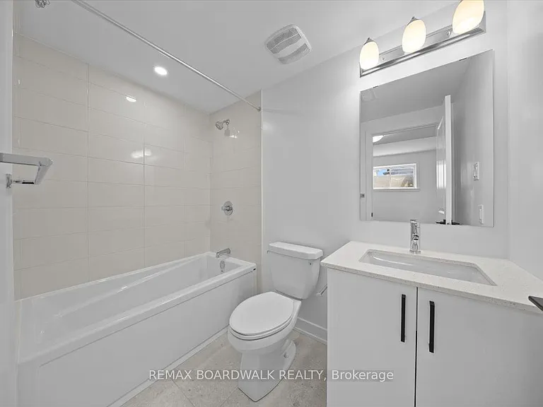 141 Shelleright St — Photo 17