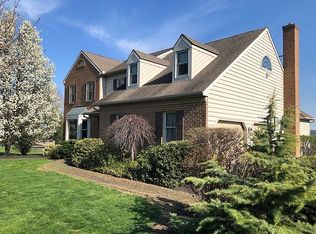 586 Owen Rd, York, PA 17403