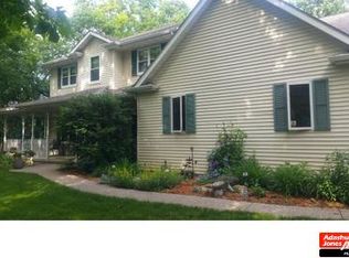 3828 Red Oak Ct, Oshkosh, WI 54902