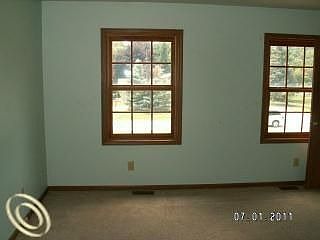3rd image of 24872 Green Valley Dr