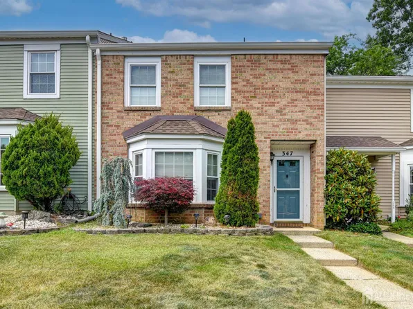 347 Jester Ct, Old Bridge, NJ 08857