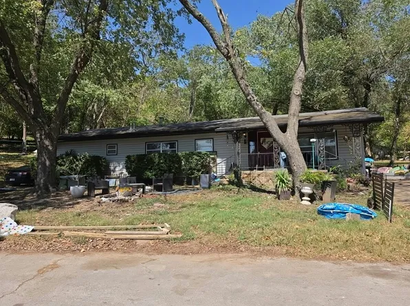 506 Sue Ellen St, Anderson, MO 64831