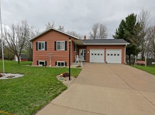 1102 Julie La NE, Menomonie, WI 54751