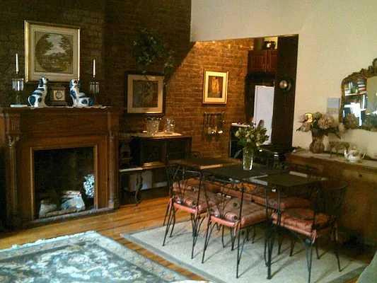 Rented by Maz Group NY | media 21