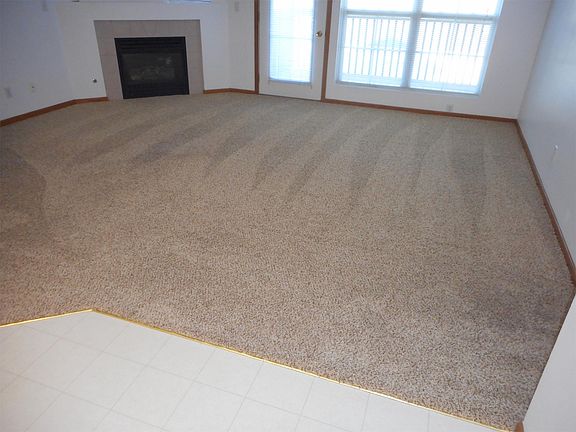 4th image of 6601 Creekside Dr NE Unit 12