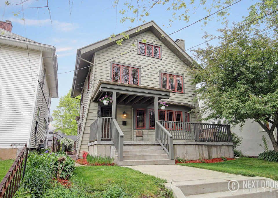 1st image of 422 Gladstone Ave SE