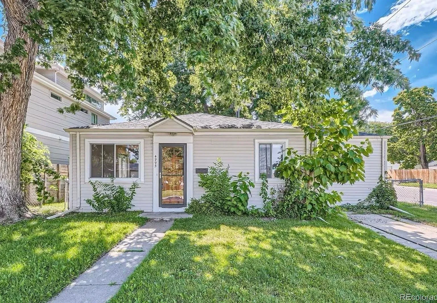 3 bed, 3.0 bath, 1313 sqft, $2,895 — Photo 1