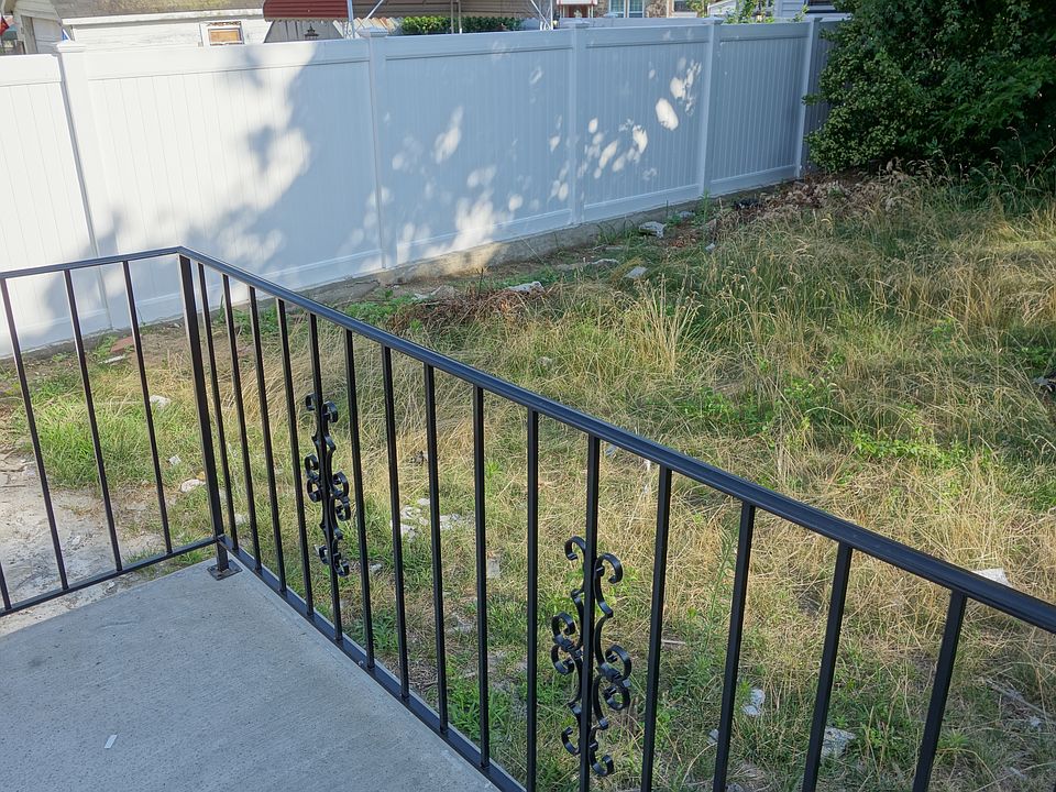 2nd image of 184-40 Edgewood Ave #A
