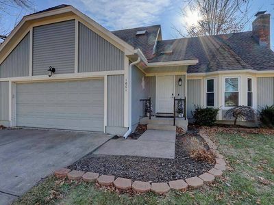 1601 SE Long Pl, Lees Summit, MO, 64063