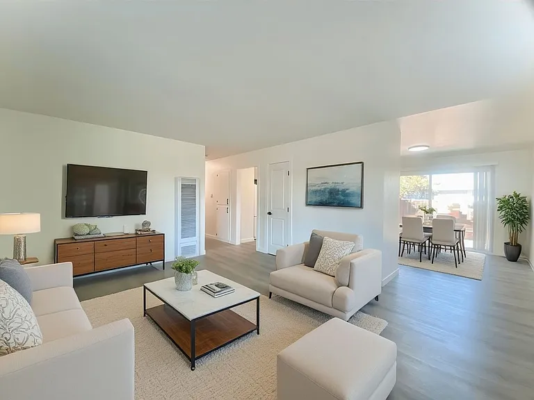 35636 Cabral Dr — Photo 2