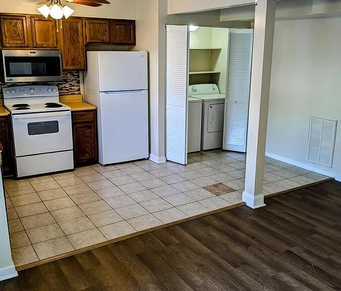 1514 Lakeview Ave — Photo 11