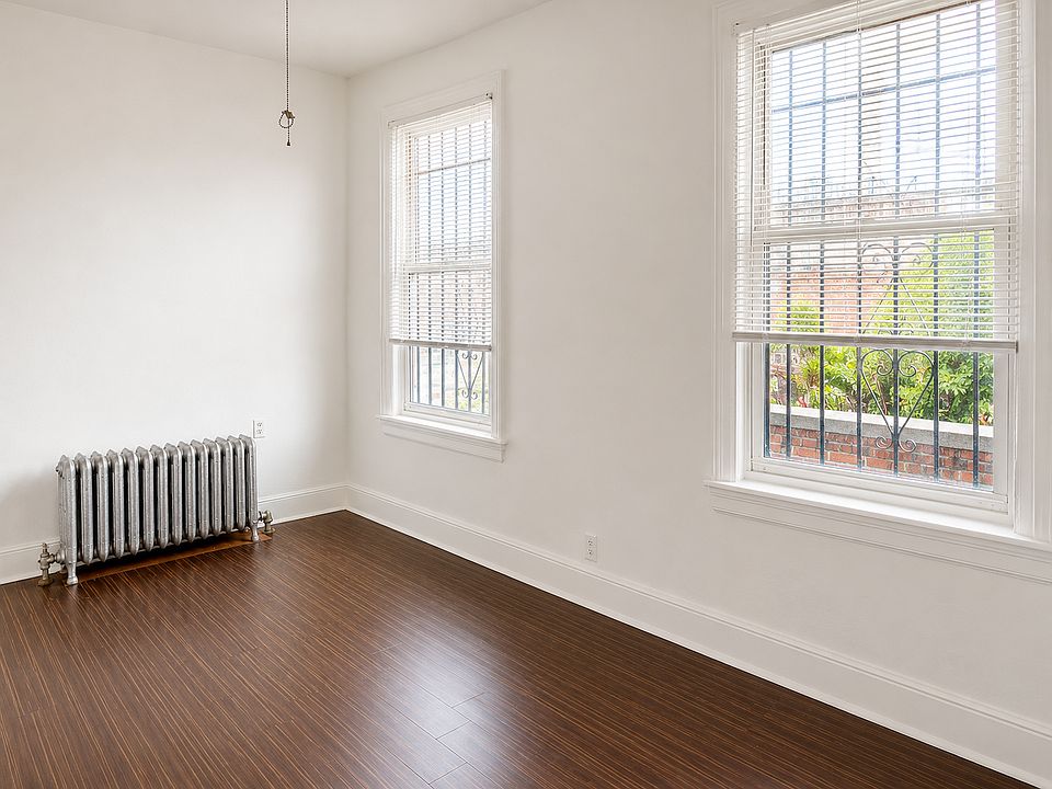 1st image of 691 Willoughby Ave #1R