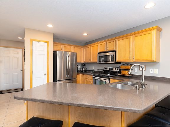 5th image of 2239 NW Bayberry Ln