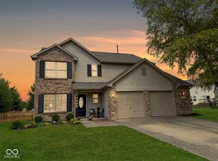 14079 Woodlark Dr, Fishers, IN 46038