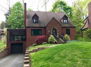 236 Cascade Rd, Pittsburgh, PA 15221