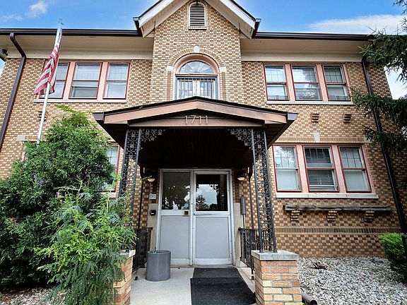2nd image of 1711 N College Ave APT 11