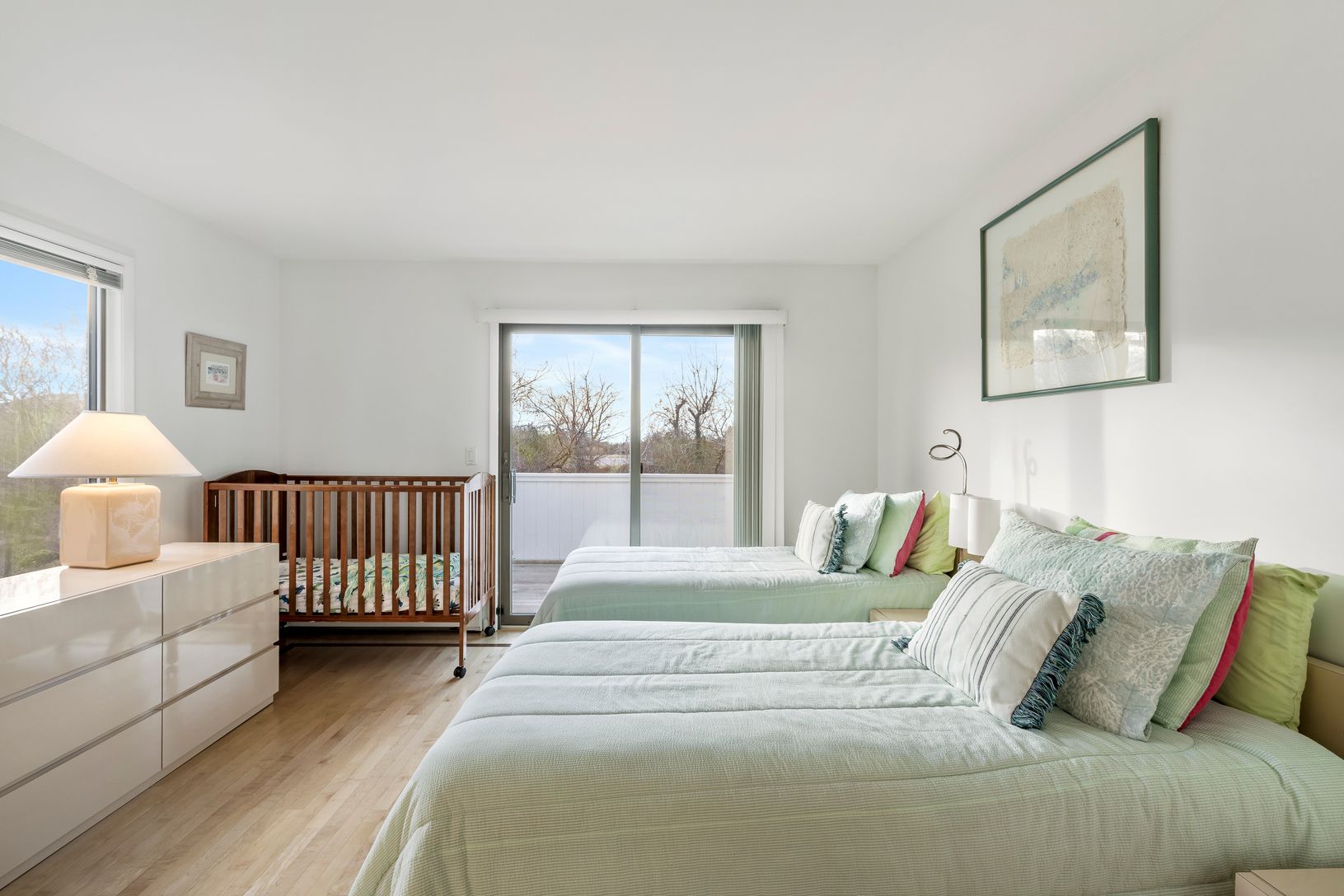  Guest Room #1