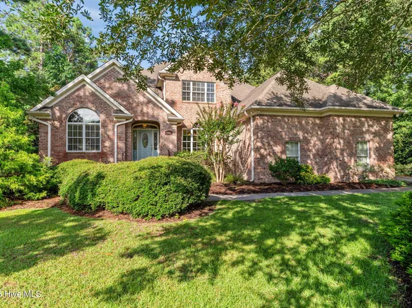 305 Tall Ships Lane, Hampstead, NC 28443